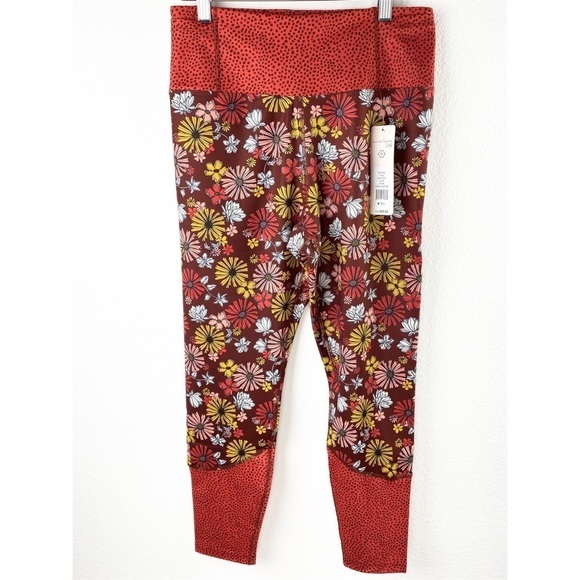 Nanette Lepore 2 Piece Hi Neck Crop Tank & Pocket Legging Size L NWT - Picture 8 of 15